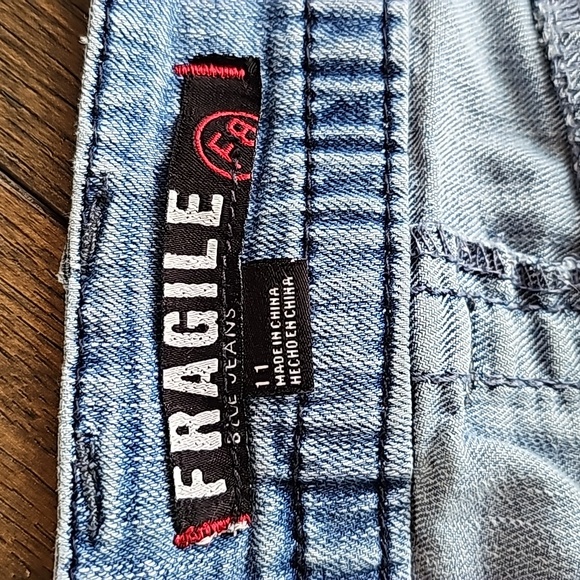 FRAGILE BLUE JEANS WOMENS SIZE 11 - Picture 5 of 11